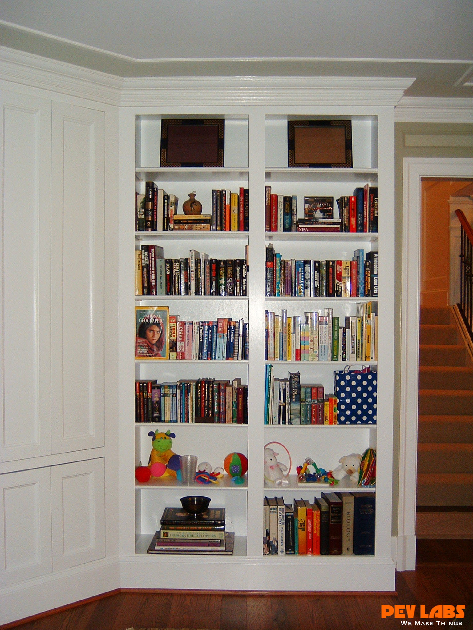 Custom Built in Book Shelves